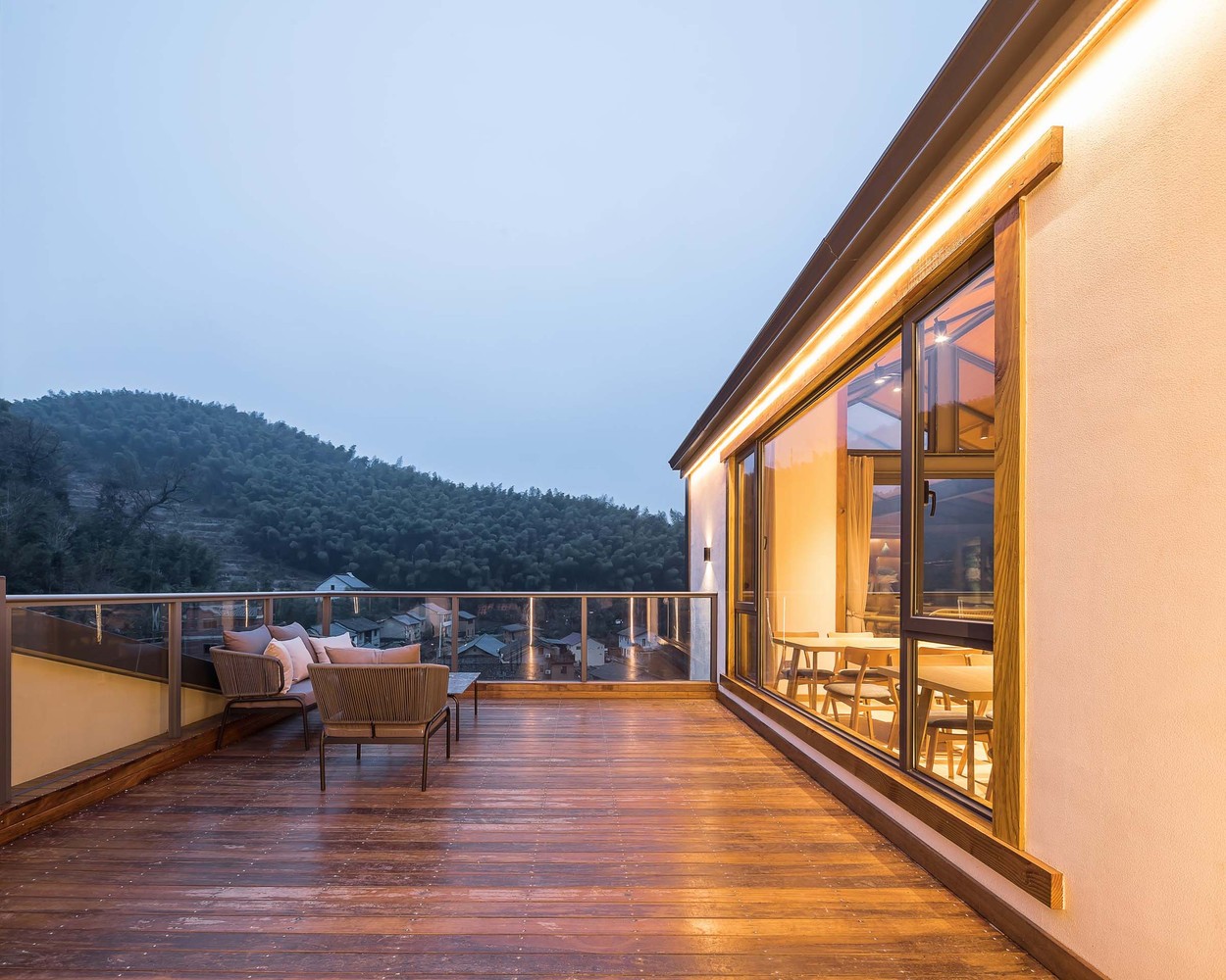 600㎡杭州戴家山"倚云山舍"8号民宿 简然建筑